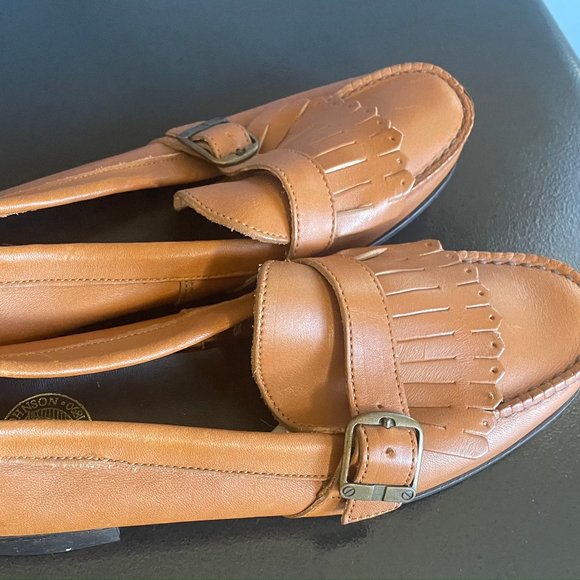 Vintage Endicott Johnson Loafers 8 1/2 B - Picture 1 of 7